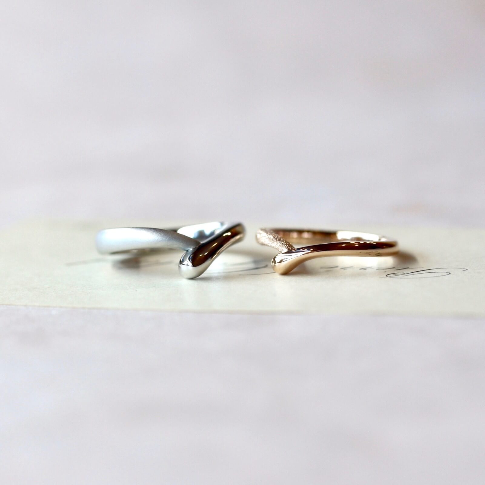 永遠の愛 が花言葉の結婚指輪 オーダーメイド結婚指輪のブランドith イズ 東京 横浜 柏 大宮 銀座 心斎橋 栄 新宿 梅田 天神